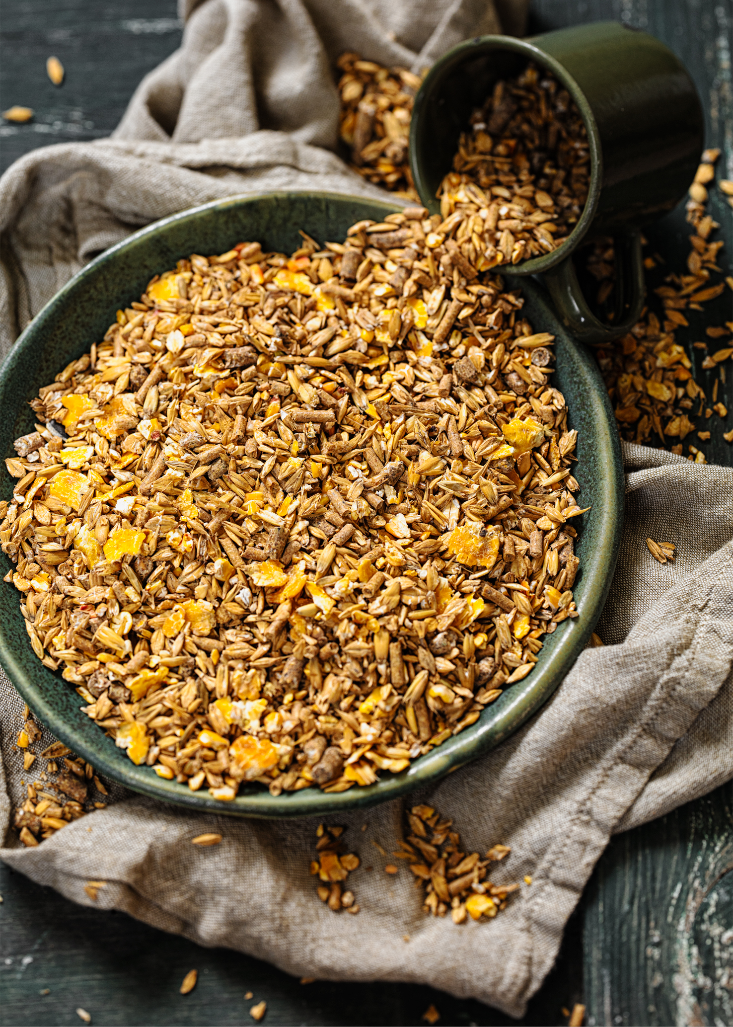 Röschmann r’ schaf- und ziegenmüsli in einer grünen Schale